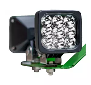Освещение LED CNTX-V10 для эффективного ночного опрыскивания